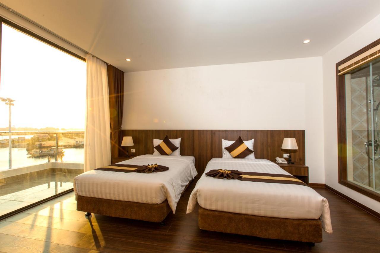 Sun Bay Tuan Chau Hotel Ha Long Exterior photo